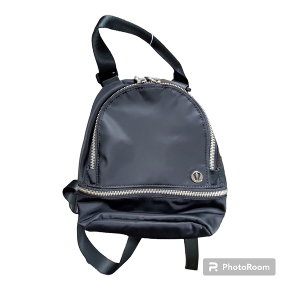 lululemon athletica Handbags - Lululemon city adventure 3L black backpack micro